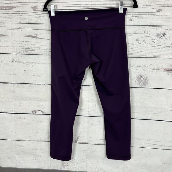 Lululemon Leggings Womens 6 Purple Crop Stretch Running Pull on Gym - Picture 4 of 12